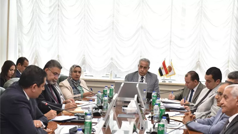 المجلس الأعلى للحوار المجتمعي يناقش مشروع قانون العمل