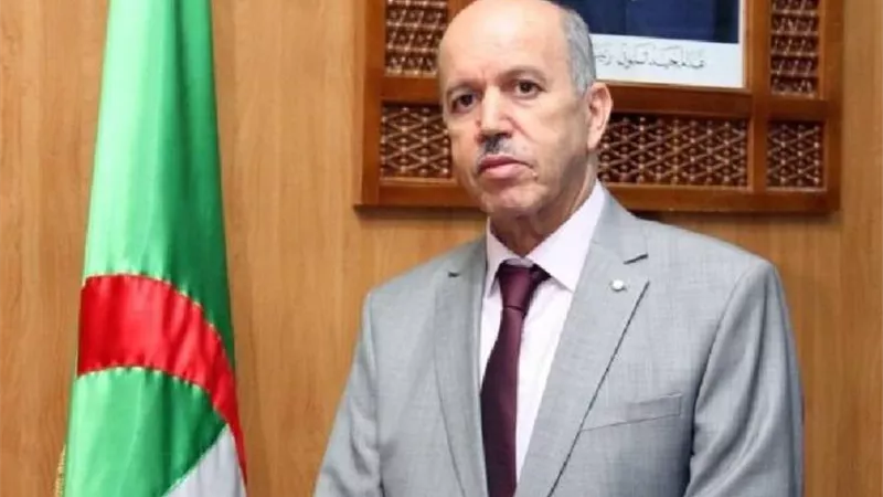 وزير الصحة الجزائري ينفي تفشي حشرات 