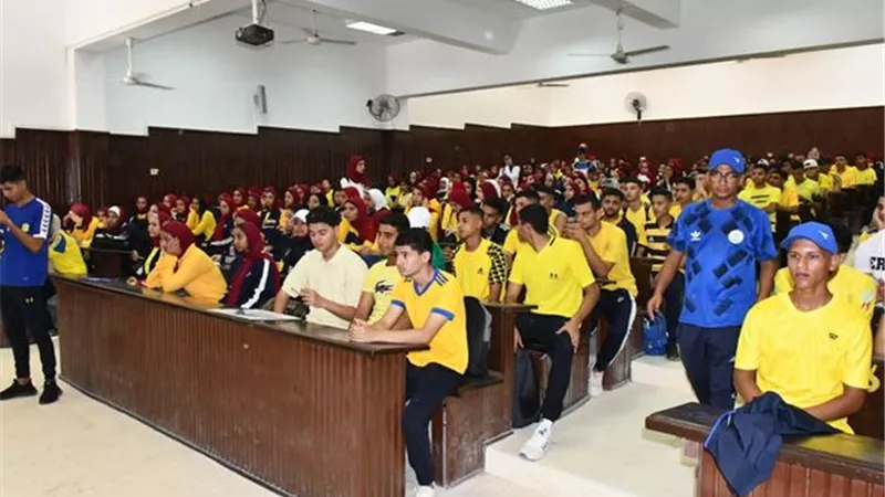 3 لقاءات تعريفية للطلاب الجدد بجامعة القناة..صور