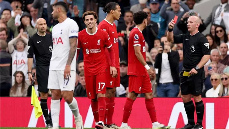 تقارير: فشل استئناف ليفربول على طرد لـ كوتيس جونز أمام توتنهام