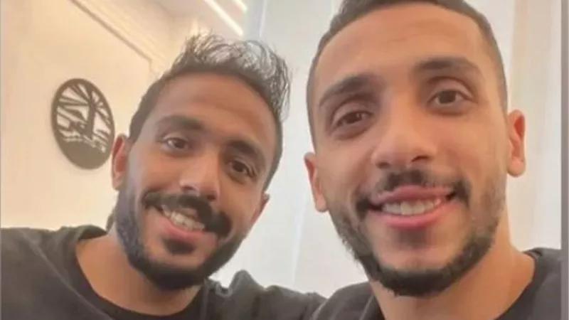 شاهد.. كهربا يحتفل بعيد ميلاد كريم فؤاد على طريقته الخاصة