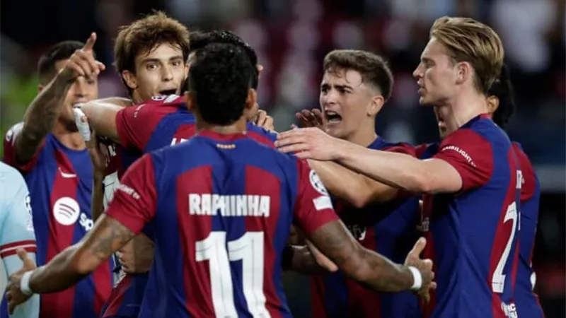 موعد والقناة الناقلة لمباراة برشلونة وبورتو بدوري أبطال أوروبا