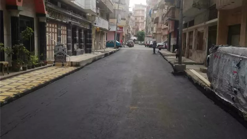 محافظ دمياط تتابع الأعمال بمشروع تطوير المناطق الغير المخططة
