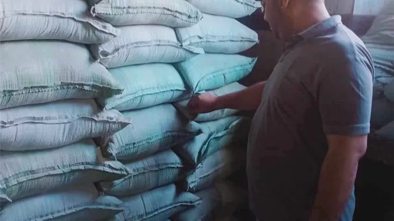 ضبط 58 مخالفة تموينية خلال حملات على الأسواق والمخابز بالمنيا