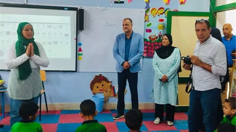 مدير تعليم الإسماعيلية يتفقد مدارس أبوصوير..صور