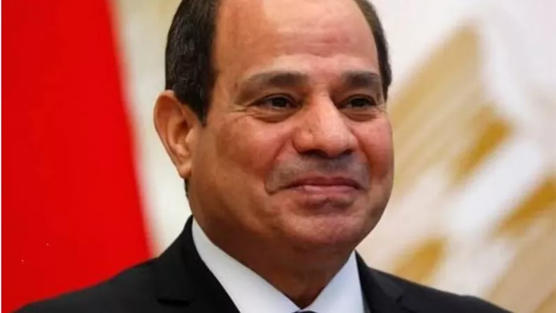 الرئيس السيسي يصل مقر الندوة التثقيفية للقوات المسلحة احتفالًا بذكرى نصر أكتوبر