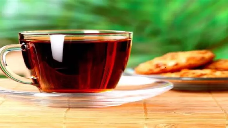 تعرف على أضرار تناول الشاي بعد الطعام مباشرة