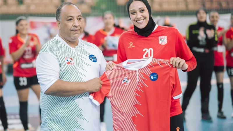 رنا راضي تفوز بجائزة أفضل لاعبة في مباراة الأهلي وفاب الكاميروني