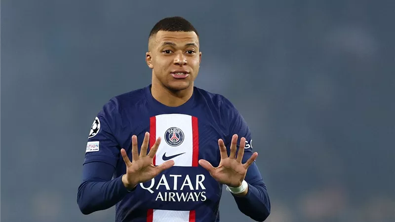 دورى الابطال.. مبابى يقود هجوم باريس سان جيرمان أمام نيوكاسل