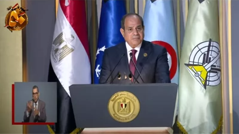 الرئيس السيسي: حرب أكتوبر مثلت جسرًا للعبور من الهزيمة إلى الانتصار