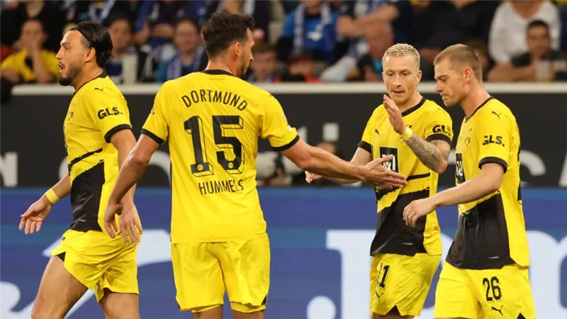 التشكيل الرسمي لمواجهة دورتموند وميلان في دوري أبطال أوروبا