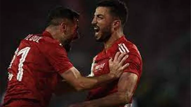 الاهلى يتحرك لتحصين نجم الدفاع من العروض الخليجية