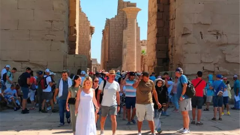 تدشين مبادرة « ابدأ حياتك من الاقصر حيث بدأ التاريخ »