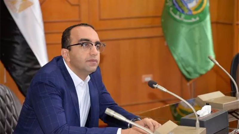 عصام الدين يتابع مشروعات 