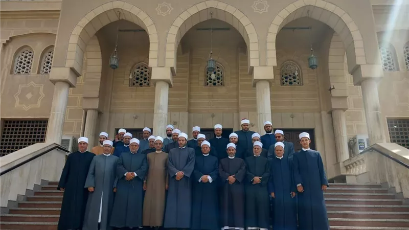 «البحوث الإسلامية»يوجّه القافلة التوعوية السادسة لشمال سيناء