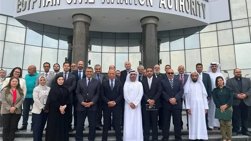 مباحثات مصرية إماراتية لتعزيز التعاون المشترك بمجال النقل الجوي