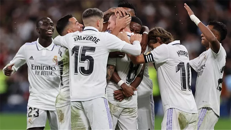 ريال مدريد يسعى لاحكام قبضته على قمة الليجا اليوم امام اوساسونا