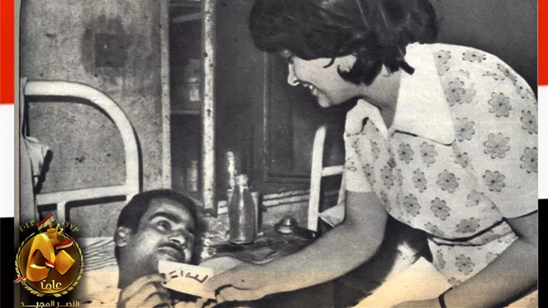 صورة تخلد الدور الوطني لنساء مصر خلال حرب أكتوبر .. وهذه قصتها