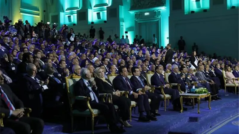 وزير التعليم يعلن تفاصيل تقديم 100 منحة رئاسية من الرئيس لدعم المواهب بدول العالم الإسلامي