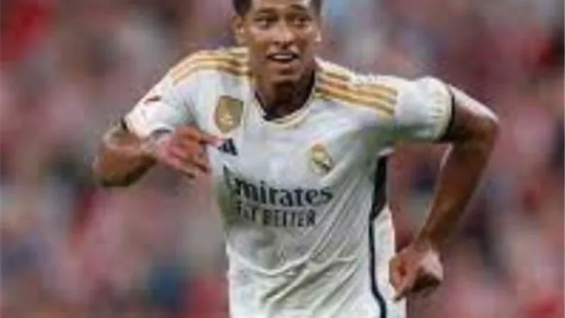 بيلينجهام يسجل هدف ريال مدريد الأول فى شباك أوساسونا