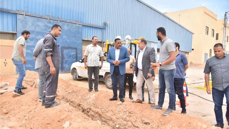 مد شبكة الغاز الطبيعي بحي الشروق بمطروح