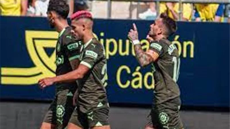 جيرونا يتصدر الدورى الإسبانى مؤقتا بفوزه على قادش بهدف نظيف