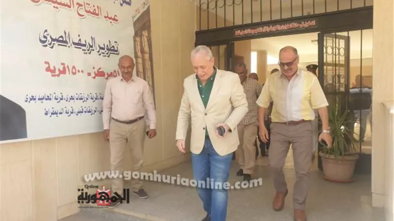 محافظ الاقصر يتفقد معدلات الإنجاز فى مشروعات حياة كريمة بأرمنت