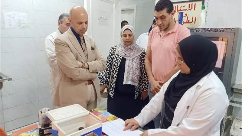وكيل الوزارة بالشرقية يحيل طبيبة بوحدة النوبة للتحقيق