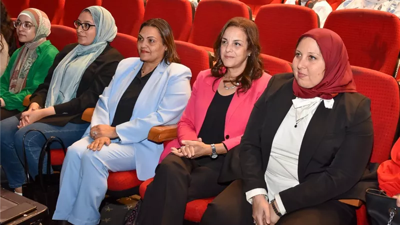 إعلام عين شمس تنظم حفل استقبال للطلاب الجدد..صور