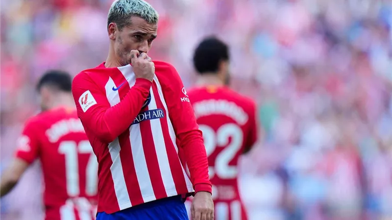 جريزمان يقود أتلتيكو مدريد لفوز قاتل أمام ريال سوسيداد
