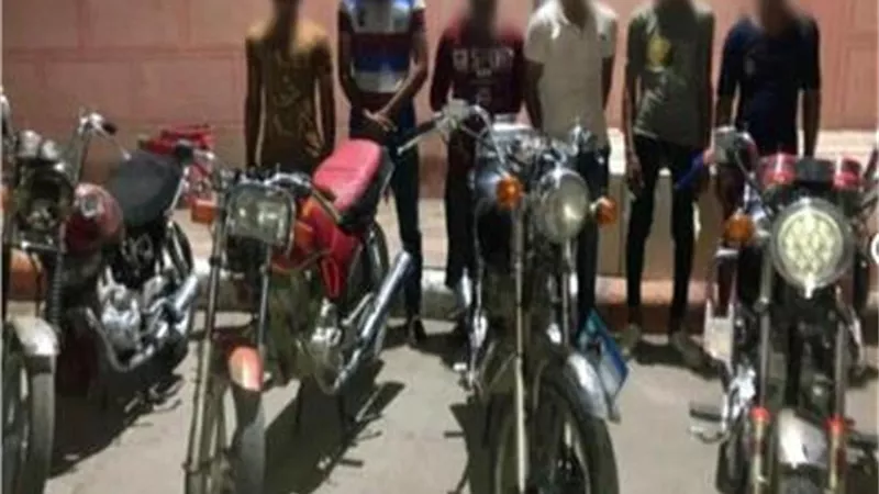 حبس تشكيل عصابى لسرقة الدراجات النارية نفذوا 17 جريمة في الأقصر