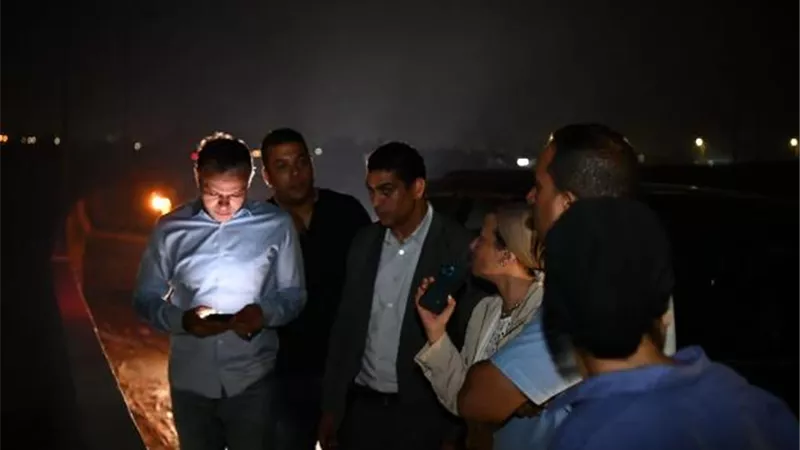 البيئة توجه بالتواصل مع الدفاع المدني على حريق للمخلفات بلبيس