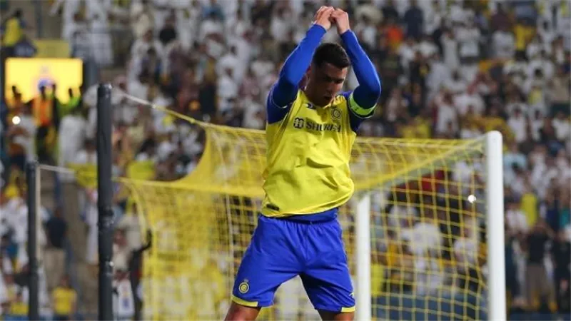 احتفال رونالدو الشهير في دوري كرة القدم الأمريكية
