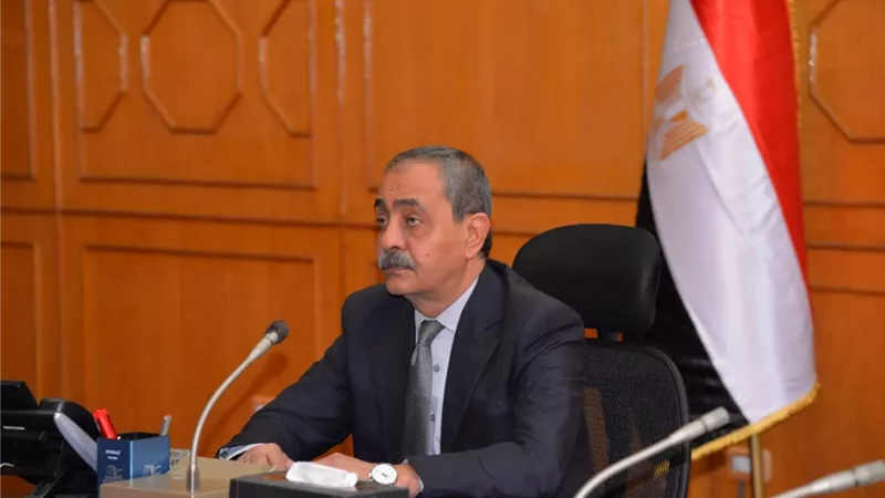 حصر المعدات وامكانيات المنشآت الحكومية بالإسماعيلية
