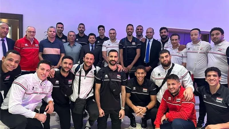 وزير الرياضة يستقبل بعثة منتخب الطائرة بعد التأهل لأولمبياد باريس
