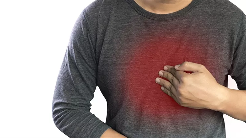 4 مشروبات صحية للتخفيف من أعراض الحموضة.. تعرف عليها