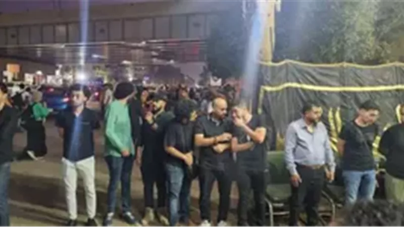 مصطفى بسيط ومحمد صلاح فى عزاء محمد بطاوي