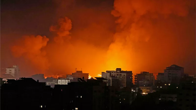 مصادر مصرية رفيعة لـ«القاهرة الإخبارية»: نحذر من دفع الفلسطينيين العزل تجاه الحدود المصرية
