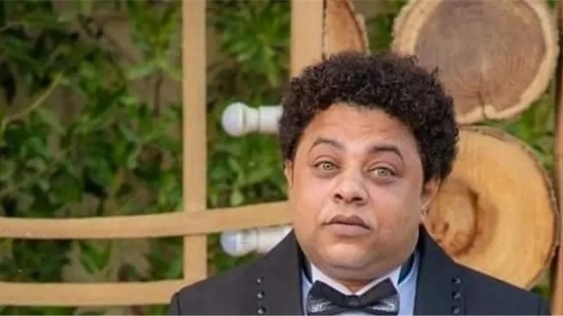 نجوم الفن فى عزاء محمد بطاوى.. صور