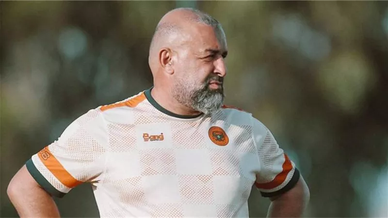 استقالة المدير الفنى لاتحاد العاصمة الحزائرى من تدريب الفريق