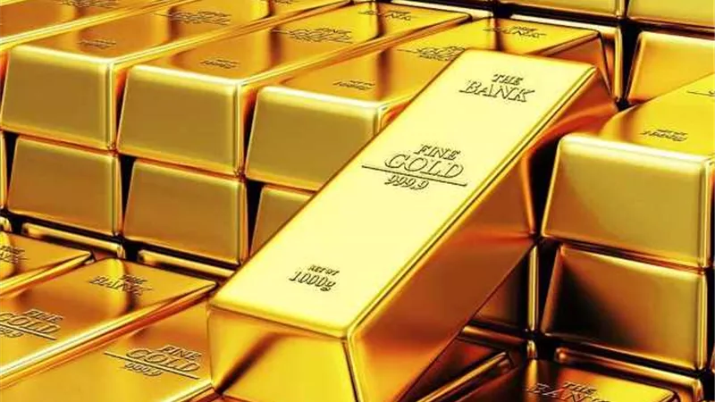 الذهب يواصل الارتفاع وتراجع الدولار والسندات