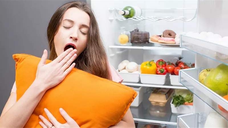 تعرف على المواد الغذائية المسببة للنعاس