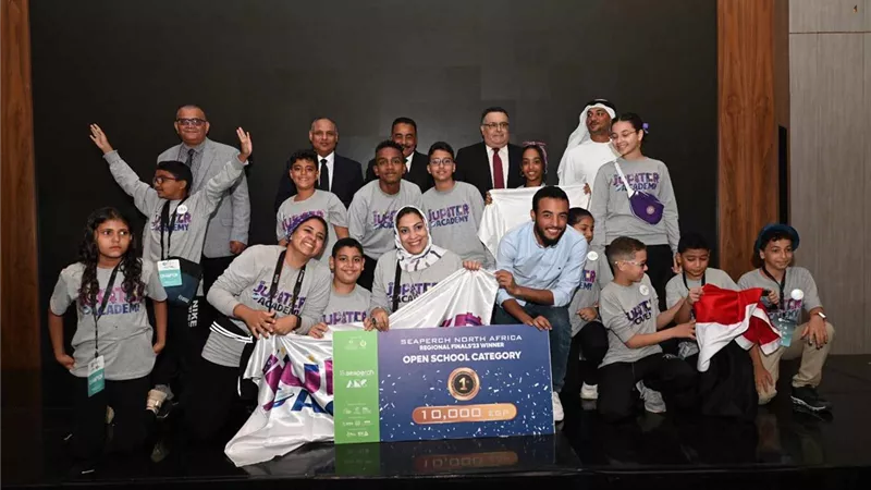 البحث العلمي تكرم الفائزين بمسابقة العلمين الدولية للروبوتات 2023
