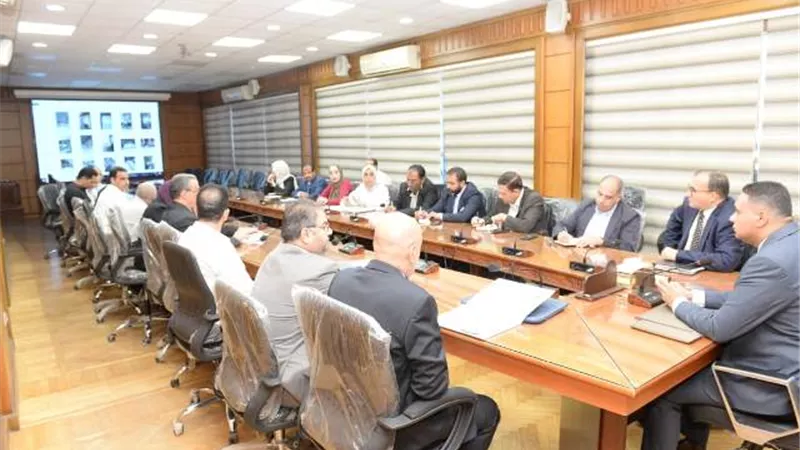 اجتماع لتعظيم الاستفادة من مراسي الاتوبيس النهري بالدقهلية