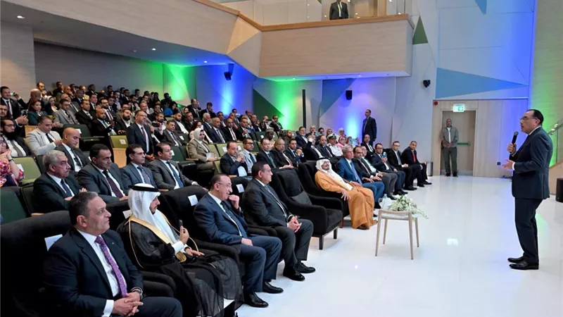رئيس الوزراء: الدولة تدعم القطاع الخاص والاستثمار في القطاع الصحي