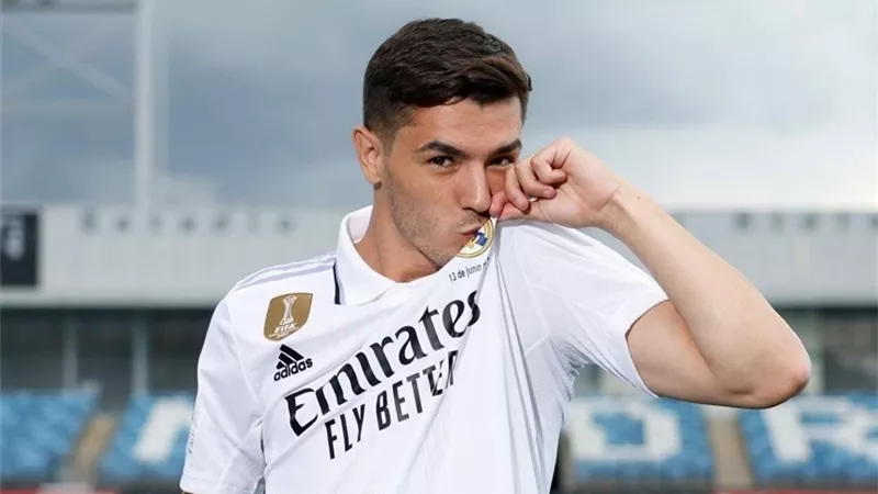 نجم ريال مدريد يختار تمثيل المنتخب المغربى