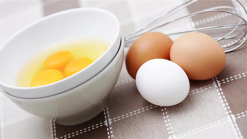 8 نصائح للتخلص من رائحة زفارة البيض