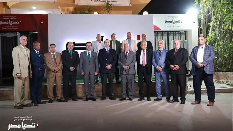 الحملة الرسمية للمرشح الرئاسي عبد الفتاح السيسي تستقبل وفداً من نقابة المعلمين