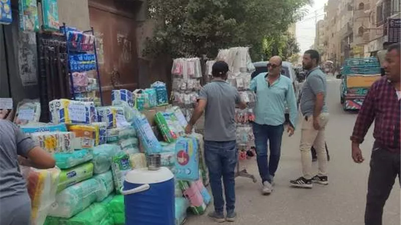 حملات مكثفة للاشغالات في 3 مراكز بالمنيا