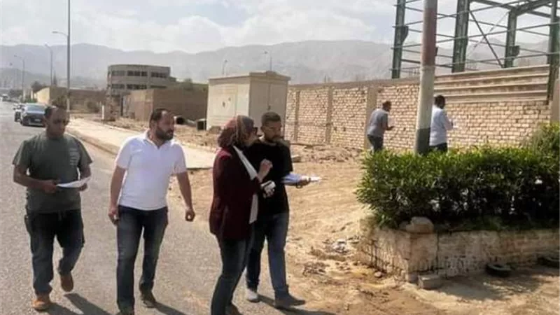 متابعة أعمال لجنة مراجعة تخصيص الأراضي بعتاقة السويس